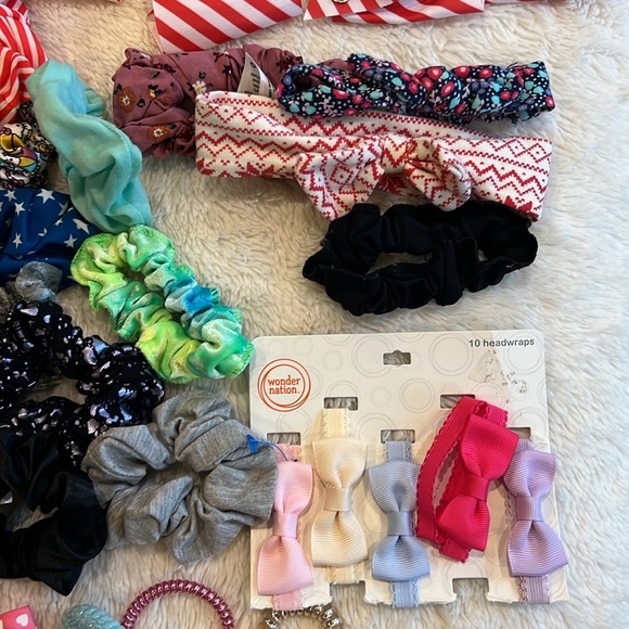 Bundle of little girls bows and barrettes pony tail holders hair ties - Picture 9 of 13